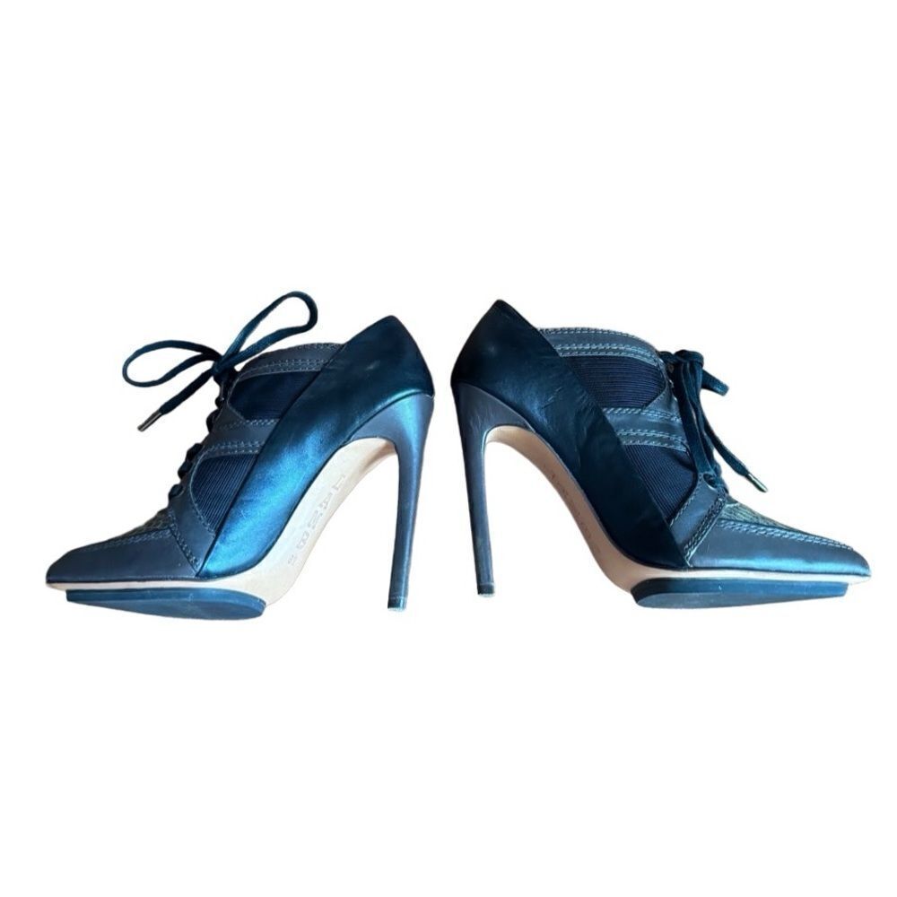 L.A.M.B. Nichol Boots Lace Up Patent Leather Platform Heeled Boots Size 8M - Picture 5 of 13